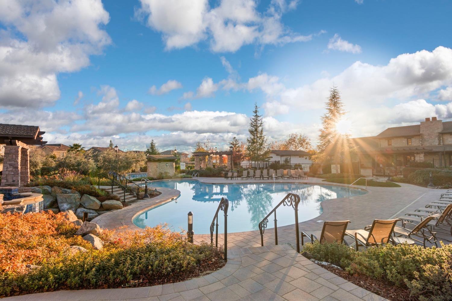 Detail Gallery Image 72 of 83 For 1850 Blackstone Pkwy, El Dorado Hills,  CA 95762 - 4 Beds | 3/1 Baths