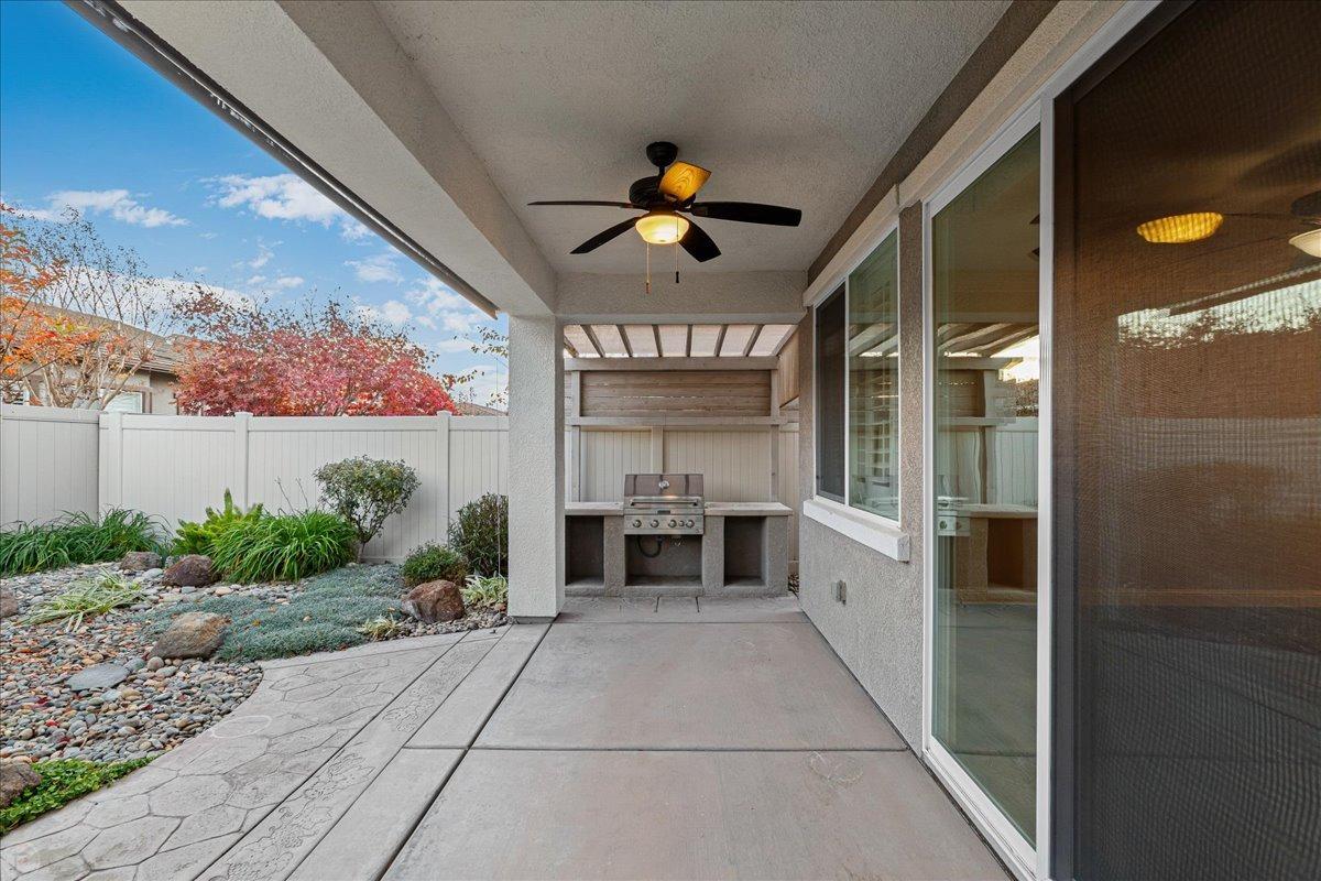 Detail Gallery Image 35 of 80 For 1432 Carriage House St, Manteca,  CA 95336 - 2 Beds | 2 Baths