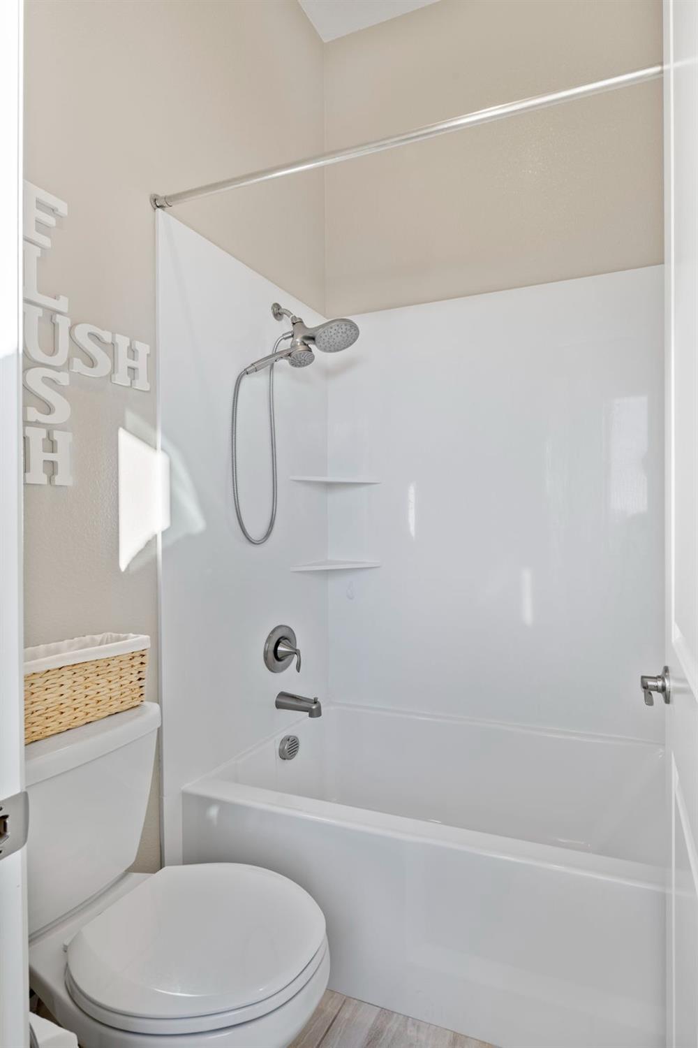 Detail Gallery Image 29 of 83 For 1850 Blackstone Pkwy, El Dorado Hills,  CA 95762 - 4 Beds | 3/1 Baths