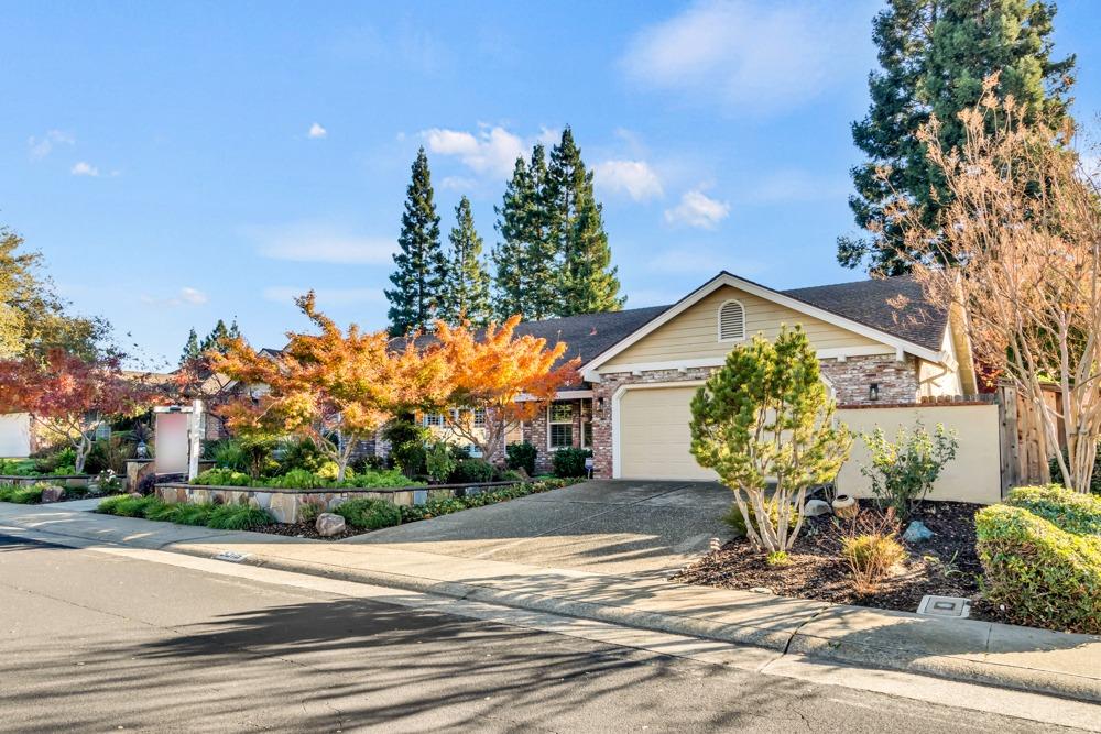 Detail Gallery Image 2 of 36 For 5516 Freeman Cir, Rocklin,  CA 95677 - 4 Beds | 3 Baths