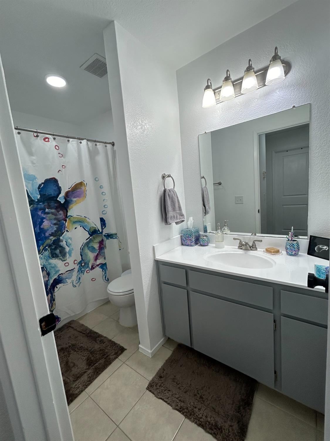 Detail Gallery Image 8 of 17 For 6412 Benning St #4,  Orangevale,  CA 95662 - 2 Beds | 2 Baths