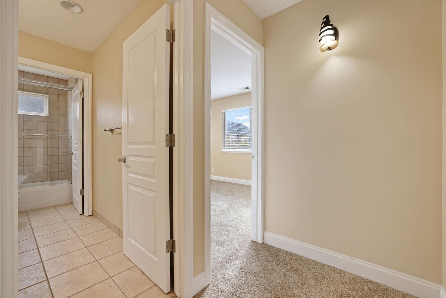 Detail Gallery Image 43 of 52 For 732 Creekside Ct, Gilroy,  CA 95020 - 4 Beds | 2/1 Baths