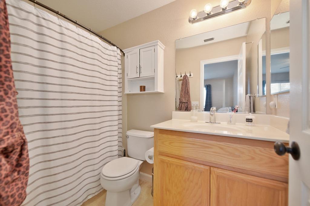 Detail Gallery Image 22 of 29 For 1416 Black Bear St, Roseville,  CA 95747 - 3 Beds | 2 Baths