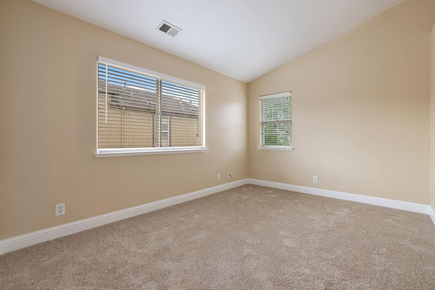 Detail Gallery Image 47 of 52 For 732 Creekside Ct, Gilroy,  CA 95020 - 4 Beds | 2/1 Baths