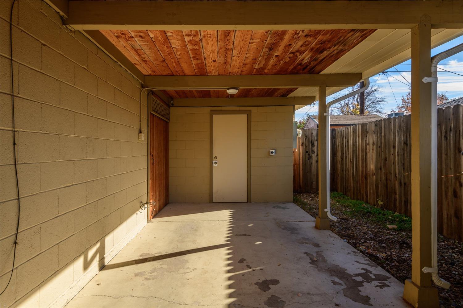 Detail Gallery Image 22 of 27 For 5200 Valletta Way, Sacramento,  CA 95820 - 3 Beds | 1 Baths