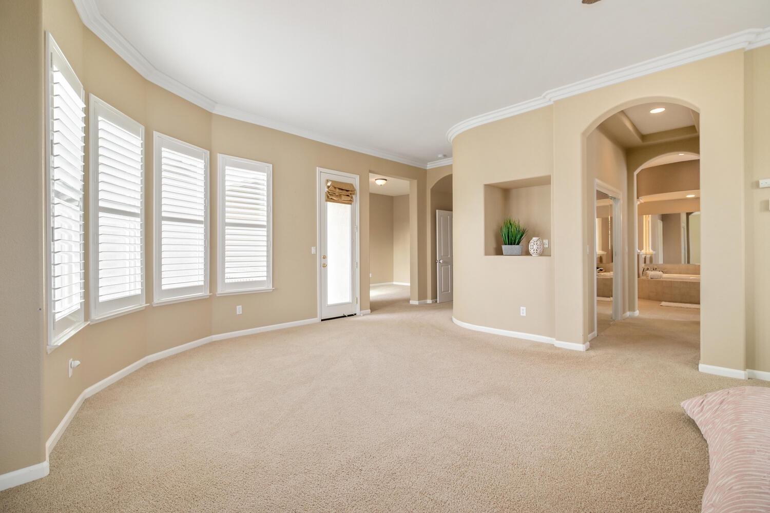 Detail Gallery Image 31 of 69 For 2701 W Pintail Way, Elk Grove,  CA 95757 - 5 Beds | 4/1 Baths