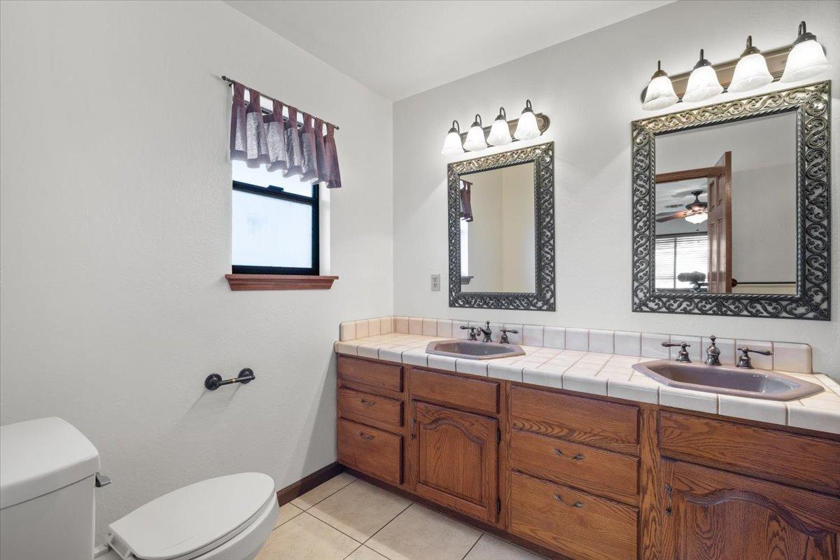 Detail Gallery Image 25 of 44 For 2895 Knollwood Dr, Cameron Park,  CA 95682 - 4 Beds | 2/1 Baths