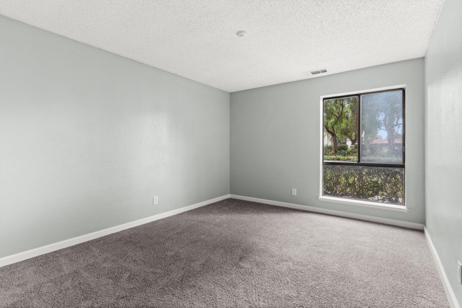 Detail Gallery Image 22 of 36 For 39865 Cedar Blvd #131,  Newark,  CA 94560 - 3 Beds | 2 Baths