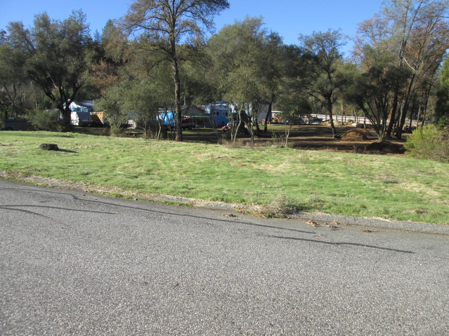 Valley Oak Court, Penn Valley, California image 8