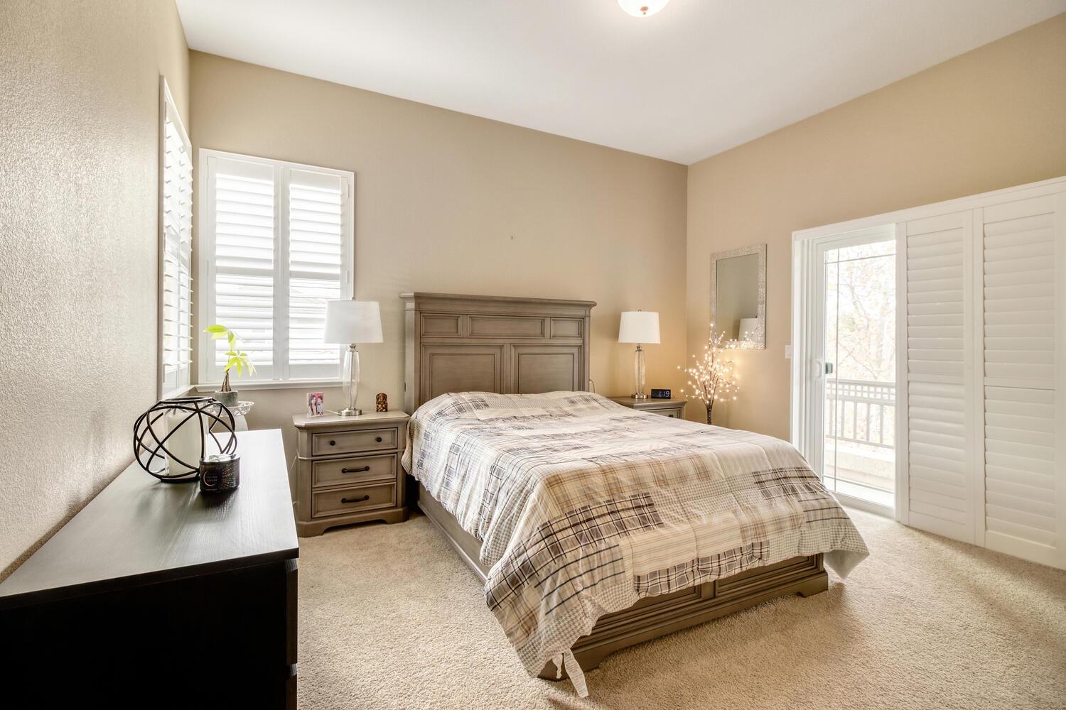 Detail Gallery Image 38 of 69 For 2701 W Pintail Way, Elk Grove,  CA 95757 - 5 Beds | 4/1 Baths