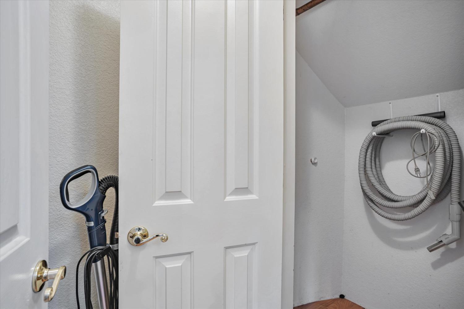 Detail Gallery Image 65 of 89 For 12870 Gross Ct, Galt,  CA 95632 - 4 Beds | 4/1 Baths