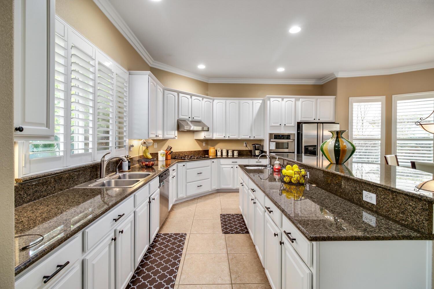 Detail Gallery Image 20 of 69 For 2701 W Pintail Way, Elk Grove,  CA 95757 - 5 Beds | 4/1 Baths