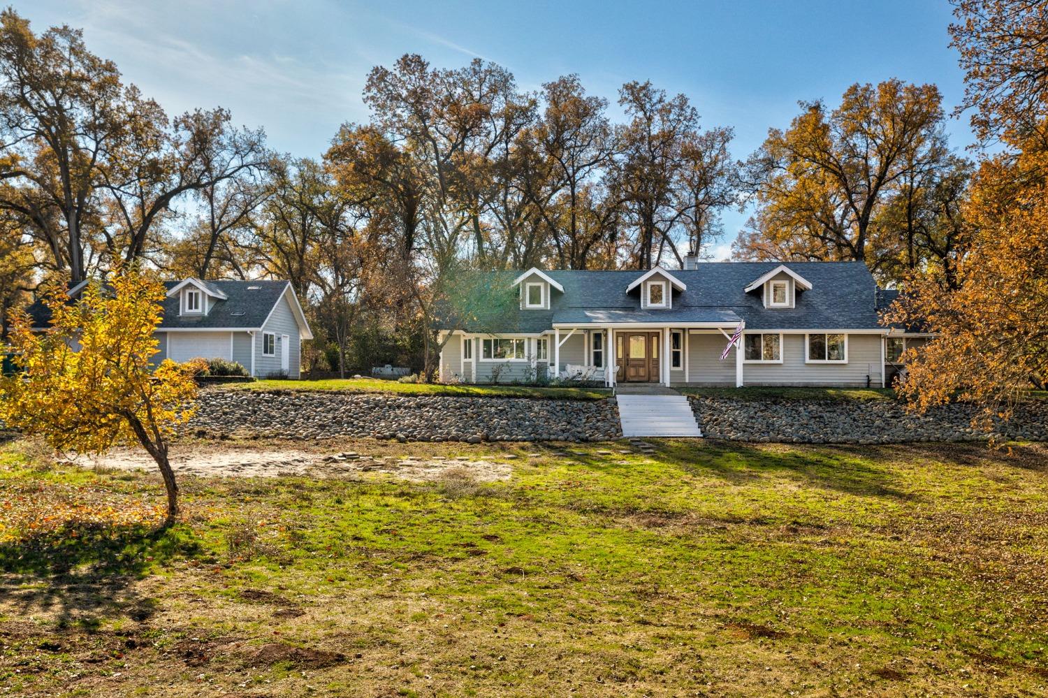 Detail Gallery Image 2 of 76 For 5730 Gold Leaf Ln, Placerville,  CA 95667 - 3 Beds | 2/1 Baths