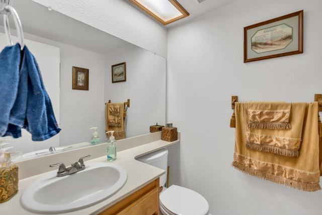 Detail Gallery Image 26 of 53 For 6 Starview Ct, Sacramento,  CA 95823 - 4 Beds | 2/1 Baths