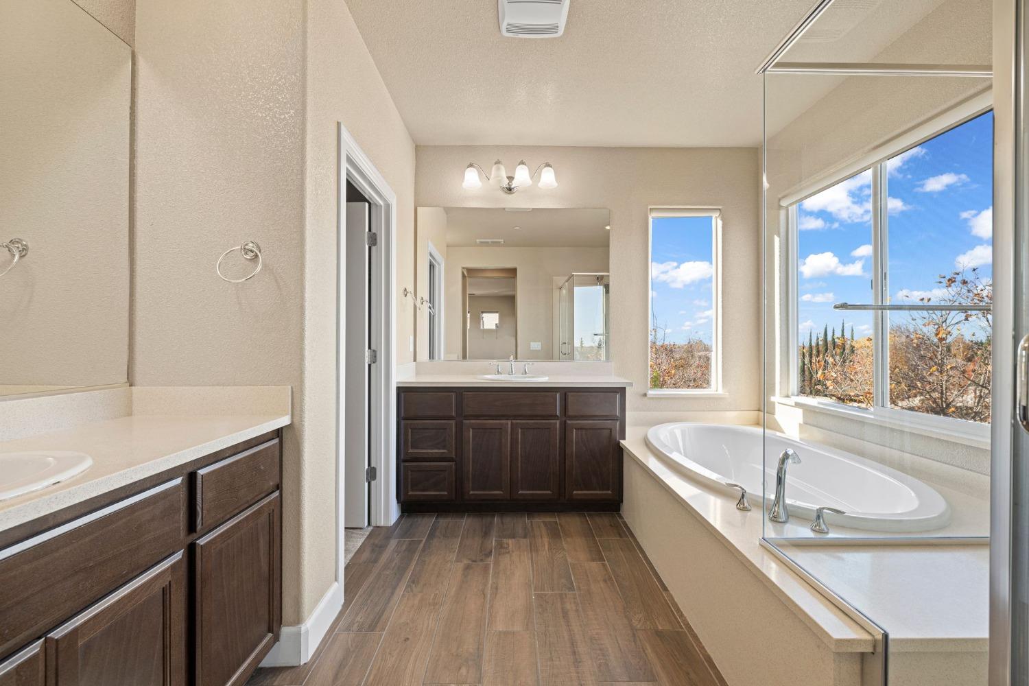 Detail Gallery Image 35 of 47 For 4004 Bari Dr, El Dorado Hills,  CA 95762 - 3 Beds | 2/1 Baths