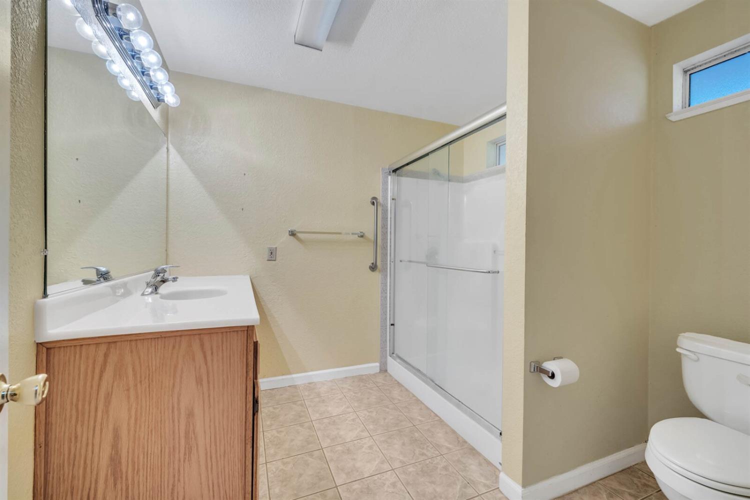 Detail Gallery Image 23 of 31 For 6843 Palatine Pl, Sacramento,  CA 95842 - 4 Beds | 2 Baths