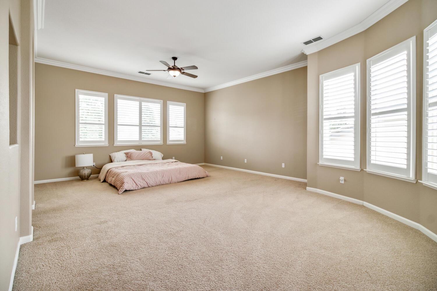 Detail Gallery Image 29 of 69 For 2701 W Pintail Way, Elk Grove,  CA 95757 - 5 Beds | 4/1 Baths