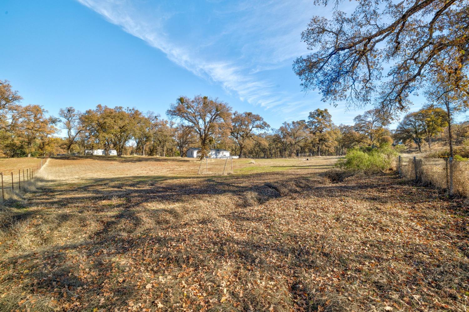 Detail Gallery Image 8 of 76 For 5730 Gold Leaf Ln, Placerville,  CA 95667 - 3 Beds | 2/1 Baths