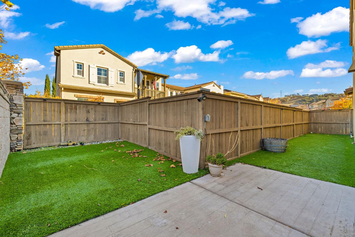 Detail Gallery Image 40 of 47 For 4004 Bari Dr, El Dorado Hills,  CA 95762 - 3 Beds | 2/1 Baths