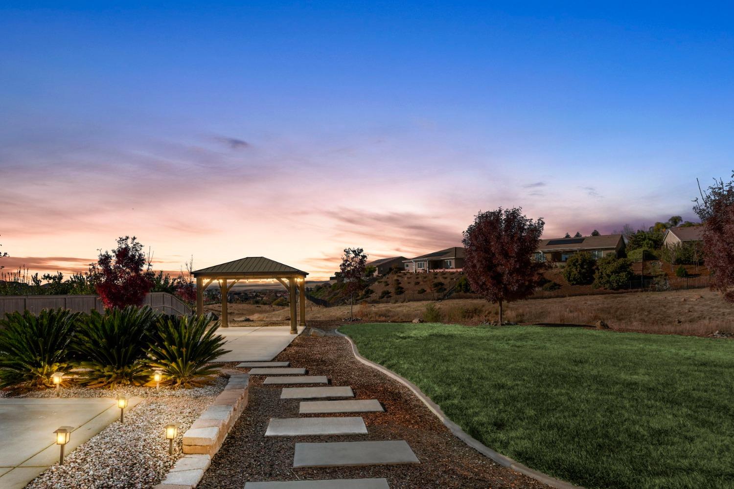 Detail Gallery Image 56 of 83 For 1850 Blackstone Pkwy, El Dorado Hills,  CA 95762 - 4 Beds | 3/1 Baths