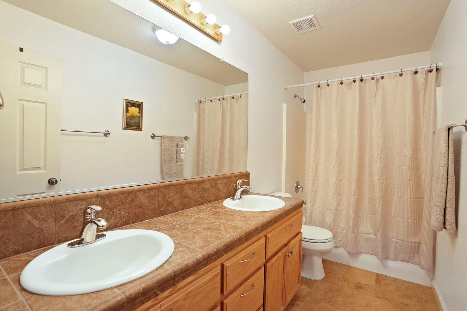 Detail Gallery Image 28 of 43 For 759 Blanc De Noir Ct, Los Banos,  CA 93635 - 4 Beds | 2 Baths