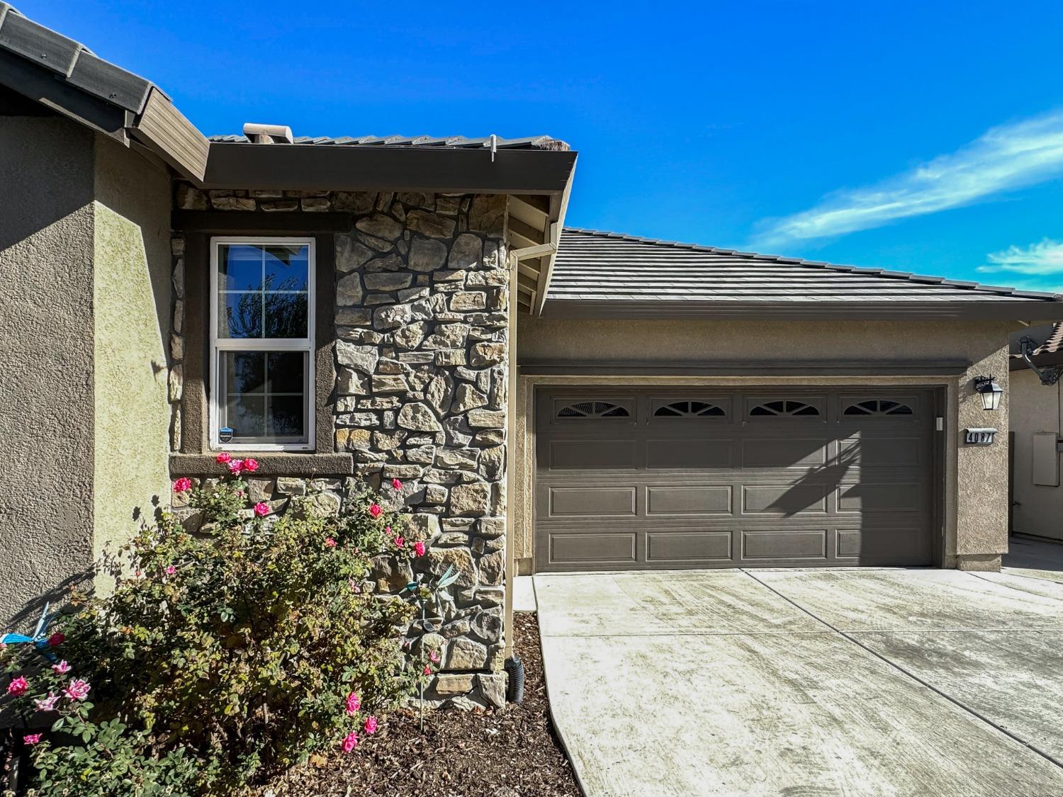 Detail Gallery Image 4 of 39 For 4087 Arco Del Paso Ln, Sacramento,  CA 95834 - 2 Beds | 2 Baths