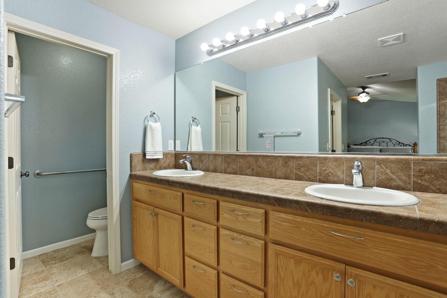 Detail Gallery Image 22 of 43 For 759 Blanc De Noir Ct, Los Banos,  CA 93635 - 4 Beds | 2 Baths