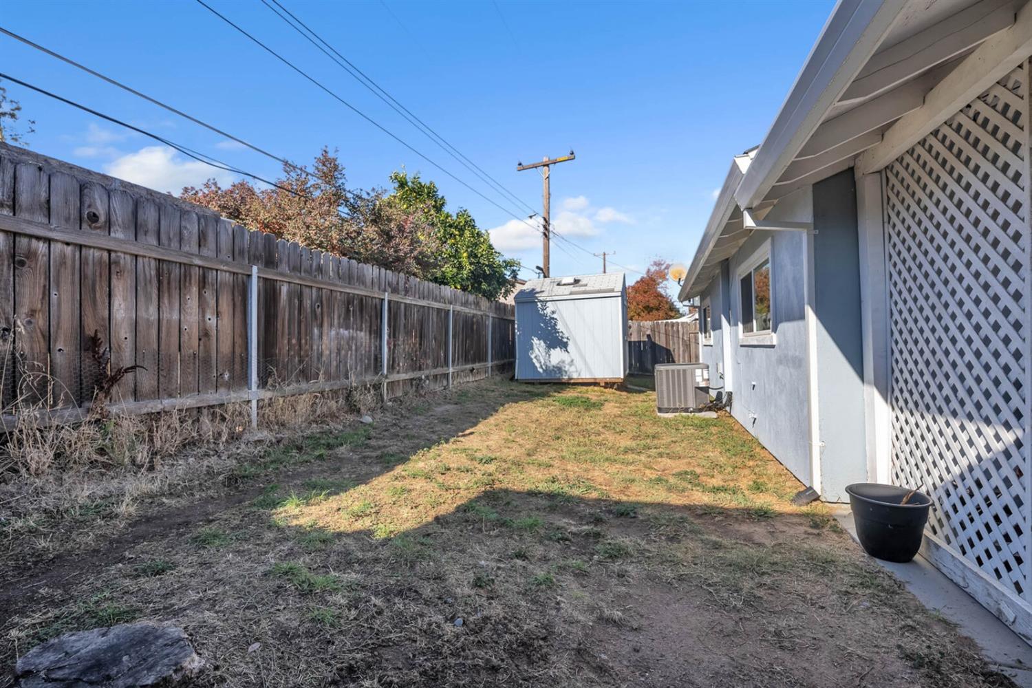 Detail Gallery Image 31 of 36 For 5921 Green Glen Way, Sacramento,  CA 95842 - 3 Beds | 2 Baths