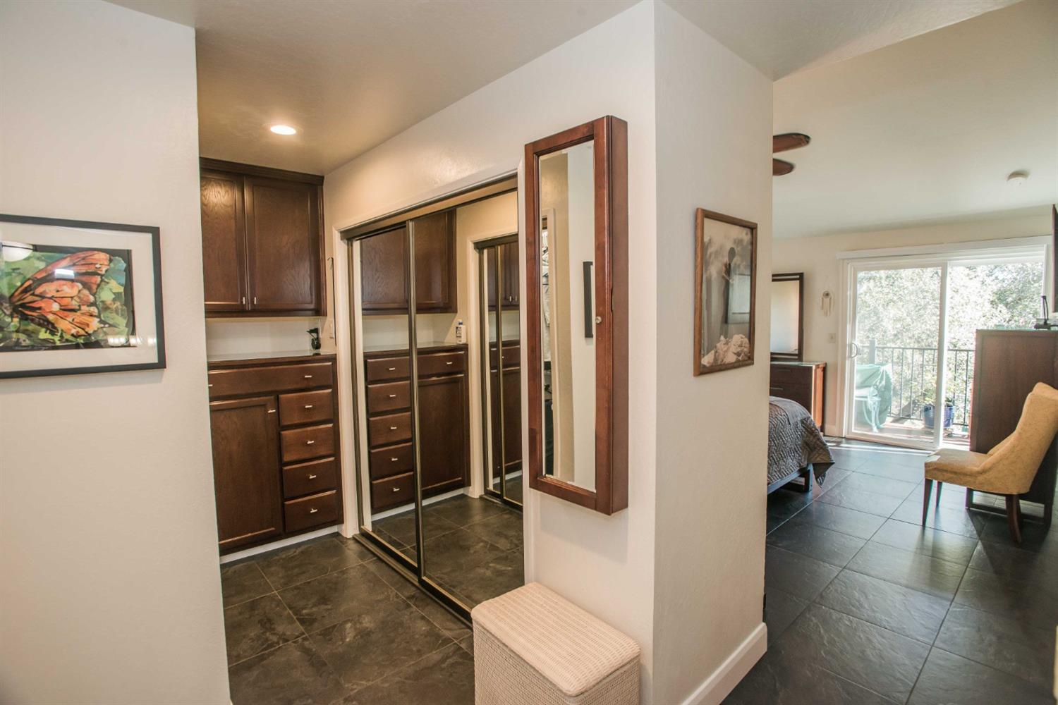 Detail Gallery Image 33 of 78 For 161 N Grant Ln, Folsom,  CA 95630 - 3 Beds | 2/1 Baths