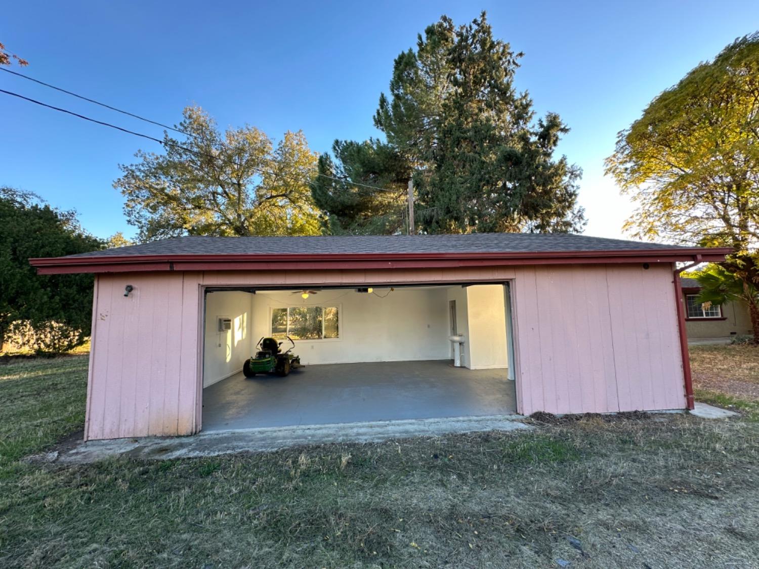 Detail Gallery Image 24 of 32 For 1664 Tudor Rd, Yuba City,  CA 95993 - 4 Beds | 2 Baths