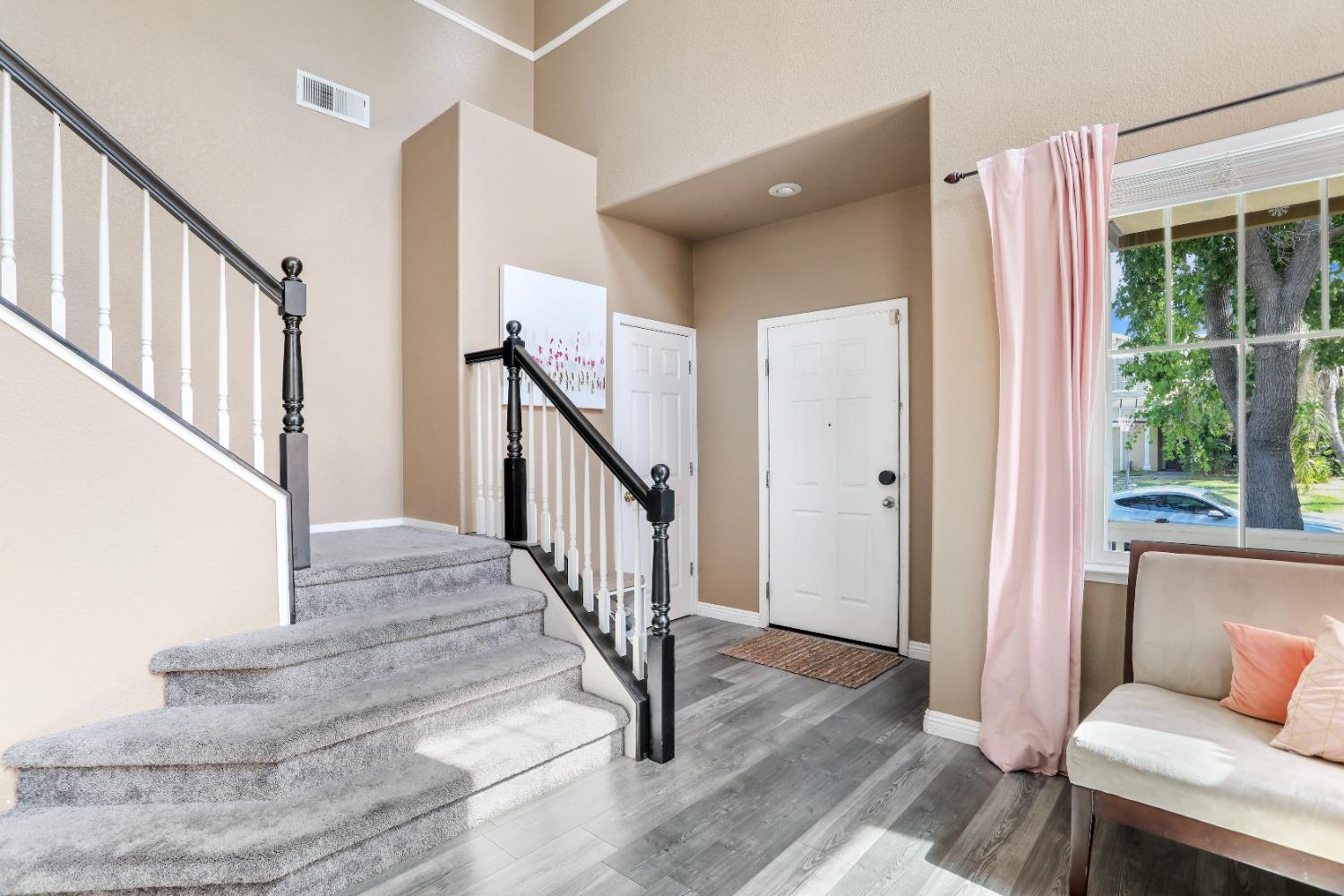 Detail Gallery Image 5 of 37 For 85 Lavender Ct, Tracy,  CA 95376 - 4 Beds | 2/1 Baths