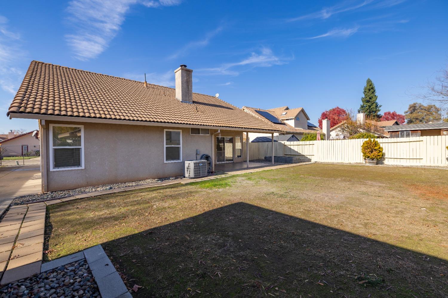 Detail Gallery Image 12 of 56 For 310 Manor Drive, Ione,  CA 95640 - 3 Beds | 2 Baths