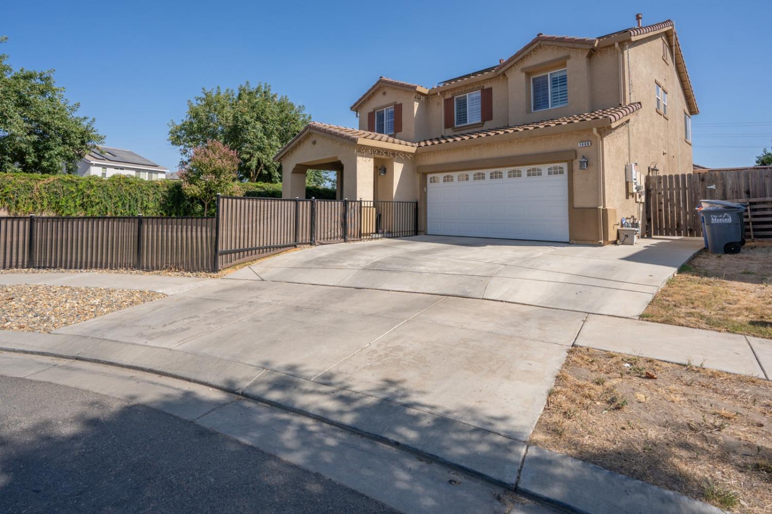 Detail Gallery Image 5 of 52 For 1406 Antioch Ct, Merced,  CA 95348 - 4 Beds | 3 Baths