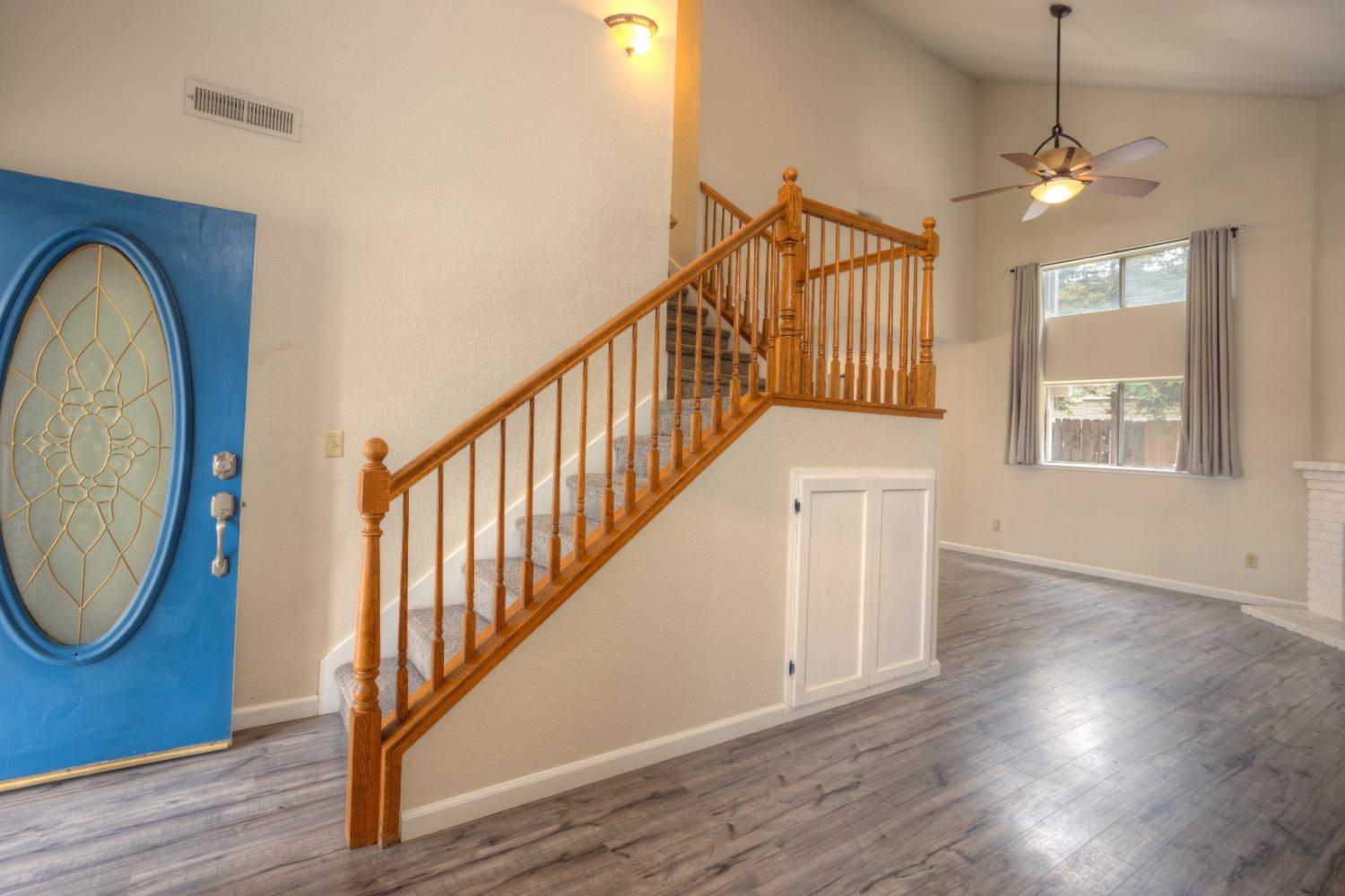 Detail Gallery Image 5 of 26 For 3500 Honeycreeper, Turlock,  CA 95382 - 3 Beds | 2/1 Baths