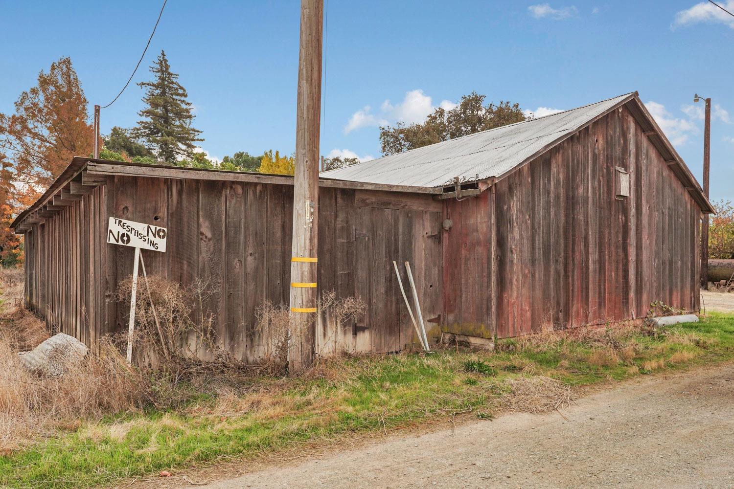 Detail Gallery Image 54 of 66 For 39670 S River Rd, Clarksburg,  CA 95612 - 5 Beds | 1/1 Baths