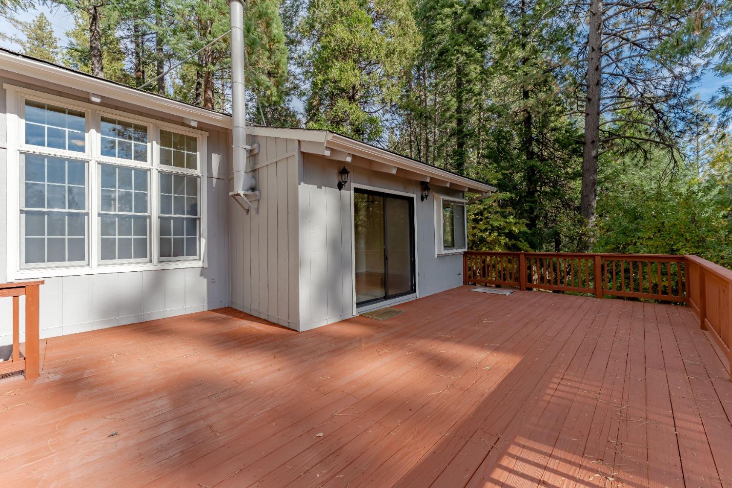 Detail Gallery Image 43 of 45 For 4363 Lakeridge Dr, Pollock Pines,  CA 95726 - 4 Beds | 2 Baths