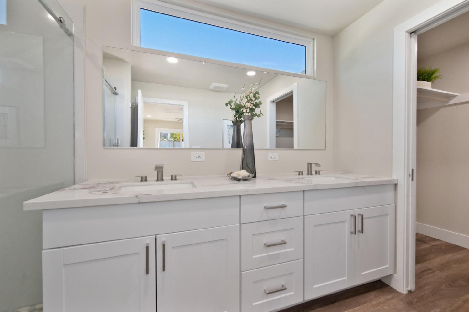 Detail Gallery Image 16 of 25 For 52 Cedar Cir, Folsom,  CA 95630 - 2 Beds | 2 Baths