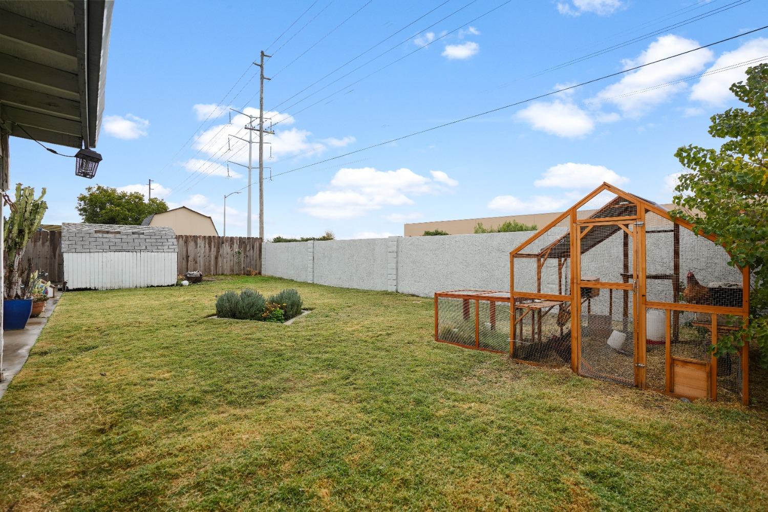 Detail Gallery Image 21 of 25 For 1609 Charlottesville Ln, Ceres,  CA 95307 - 3 Beds | 2 Baths