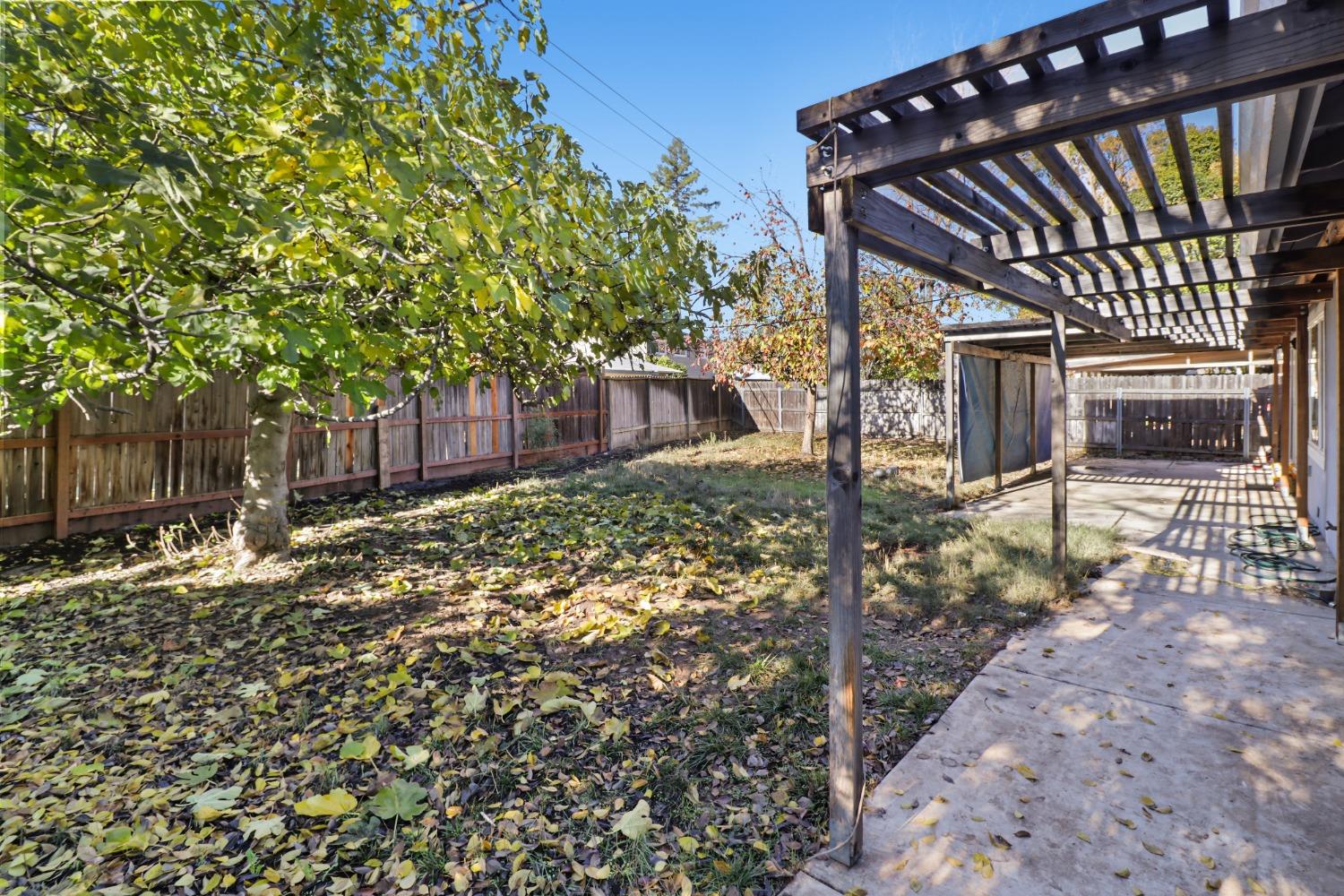 Detail Gallery Image 21 of 24 For 2446 El Lujo Way, Rancho Cordova,  CA 95670 - 3 Beds | 2 Baths