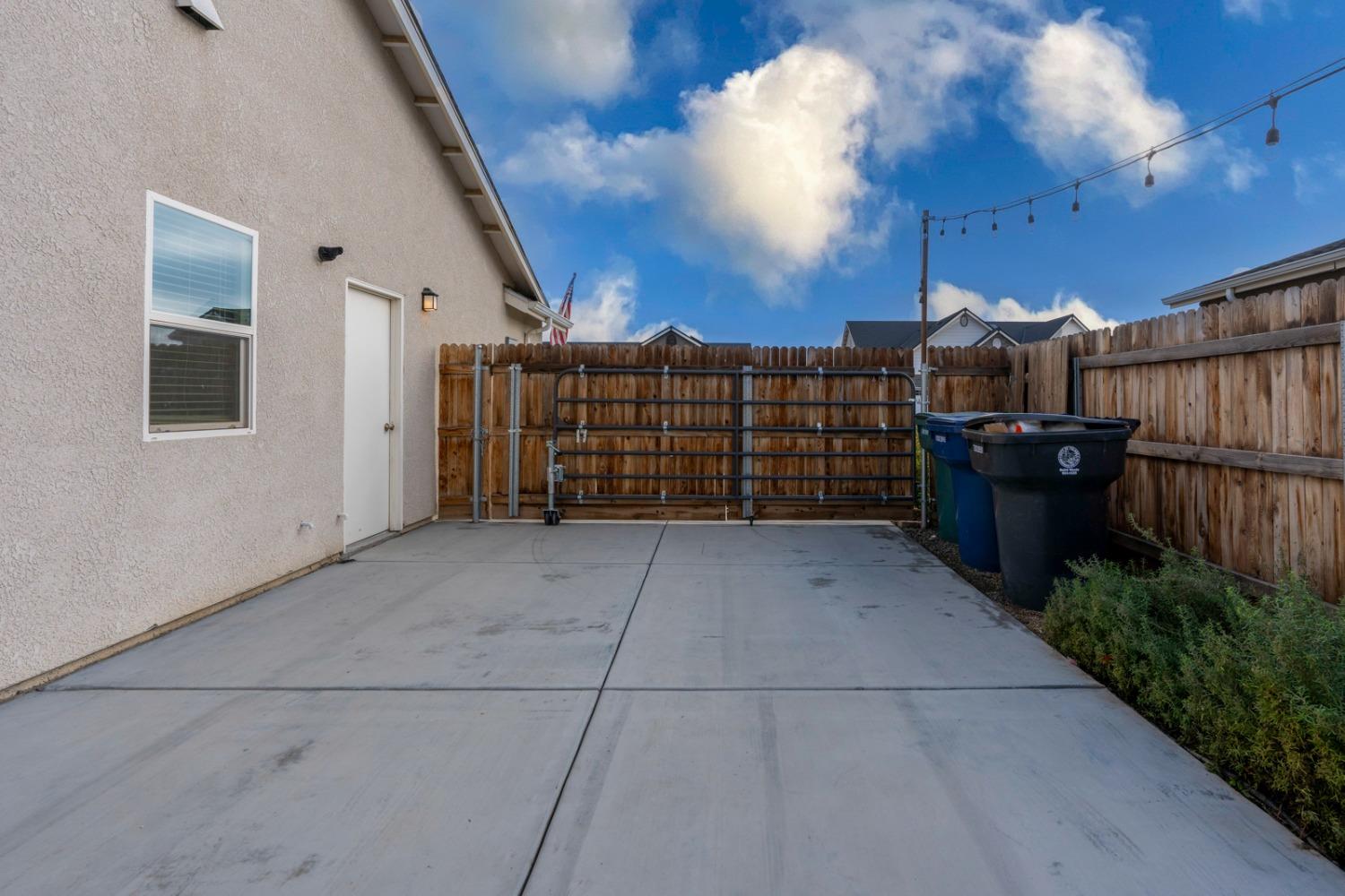 Detail Gallery Image 53 of 64 For 1765 Clearwater St, Tulare,  CA 93274 - 4 Beds | 2 Baths