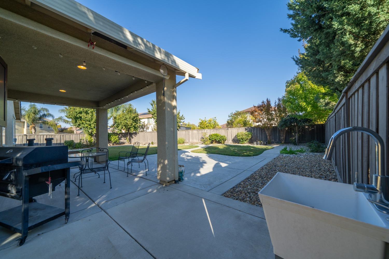 Detail Gallery Image 25 of 32 For 7909 Maiss Way, Elk Grove,  CA 95757 - 4 Beds | 2 Baths