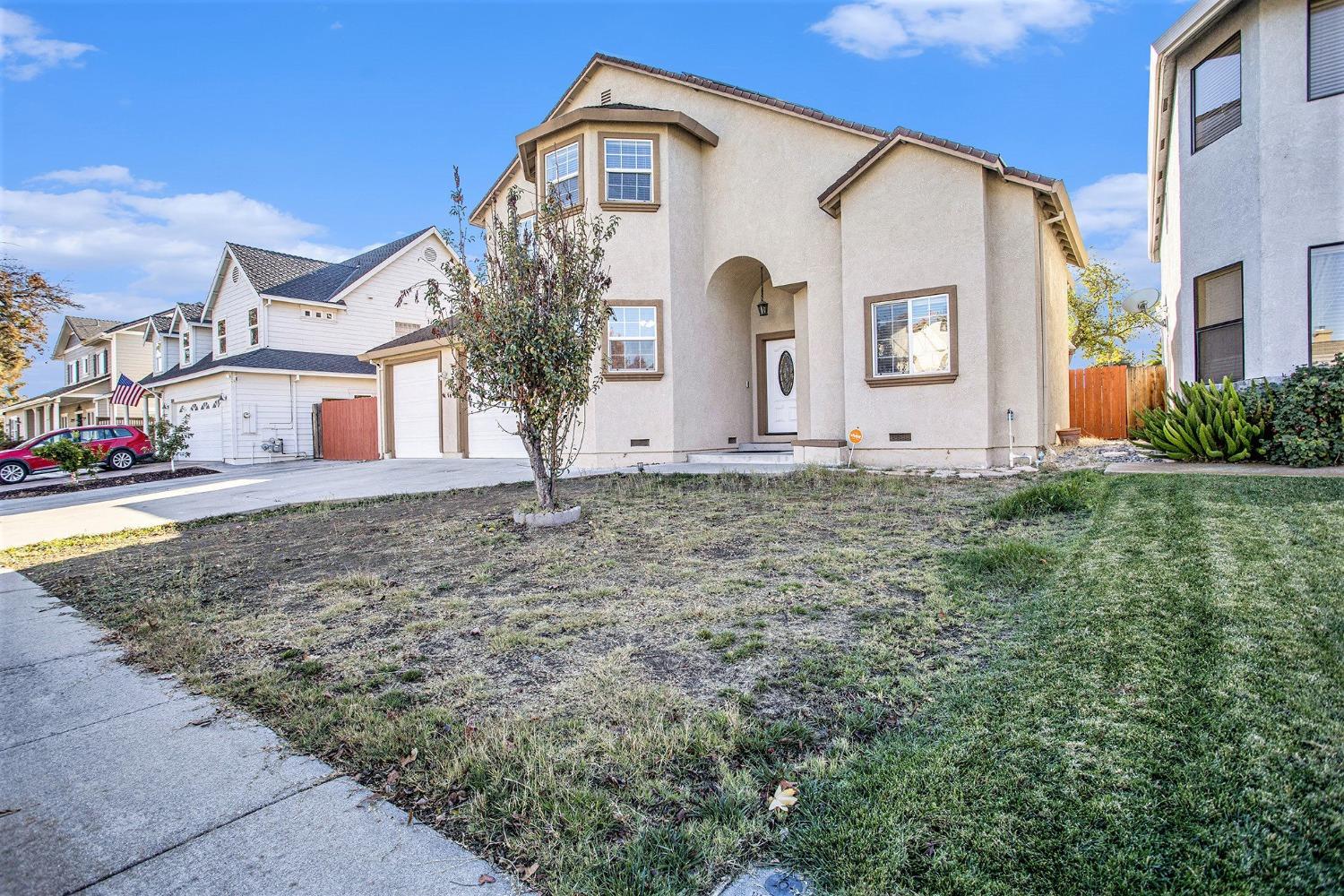 Detail Gallery Image 2 of 32 For 320 Covey Ln, Tracy,  CA 95376 - 4 Beds | 2/1 Baths