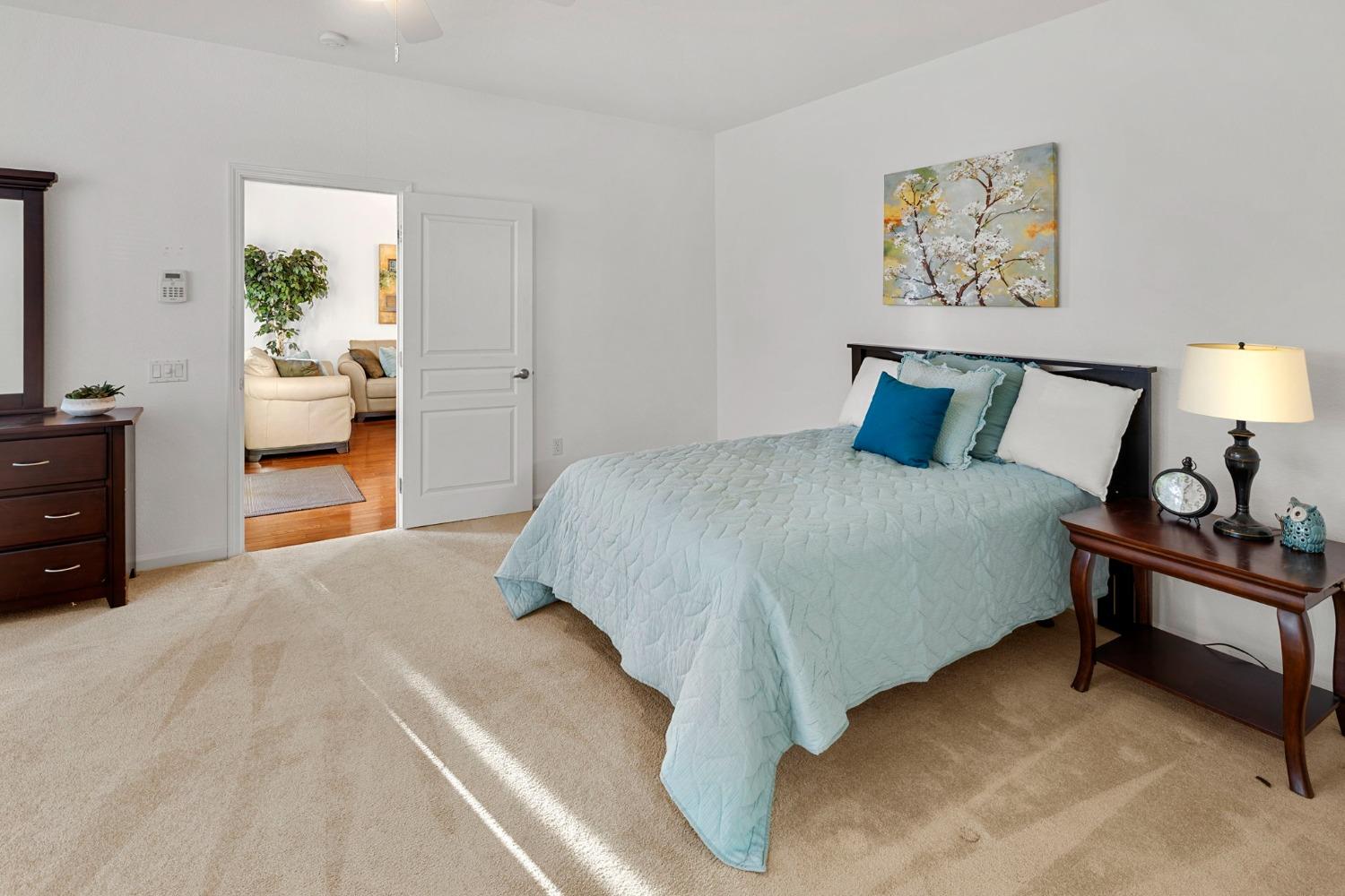 Detail Gallery Image 5 of 34 For 3066 Coopers Hawk Loop, Lincoln,  CA 95648 - 2 Beds | 2 Baths