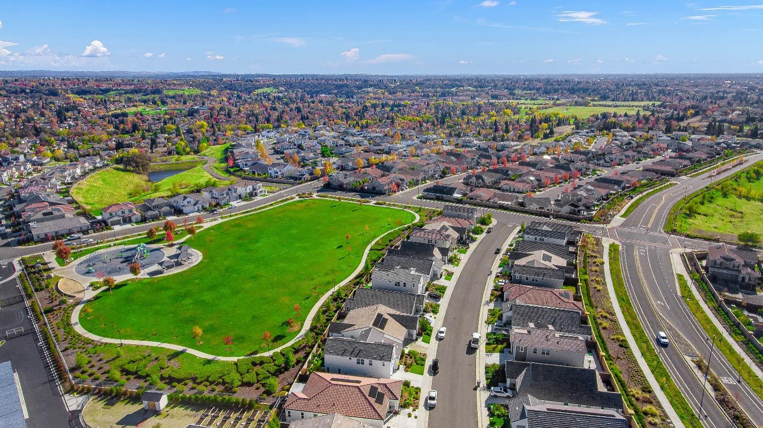 Detail Gallery Image 44 of 51 For 833 Clementine, Rocklin,  CA 95765 - 2 Beds | 2 Baths