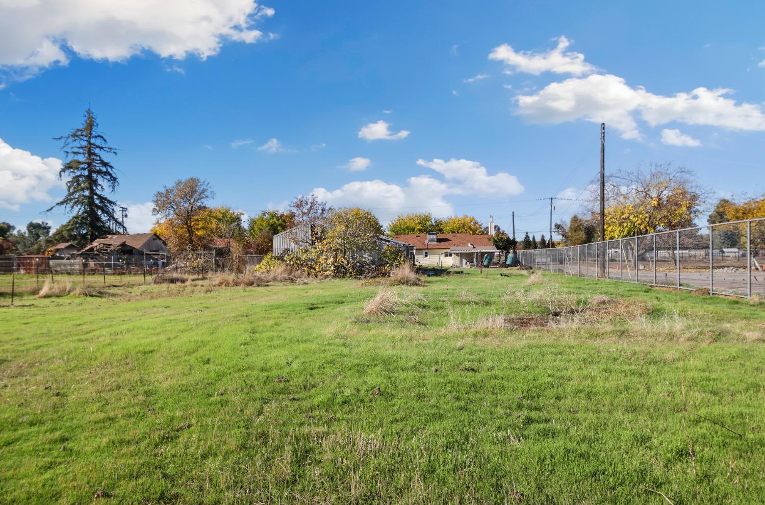 Detail Gallery Image 22 of 42 For 5710 16th St, Rio Linda,  CA 95673 - 2 Beds | 1 Baths