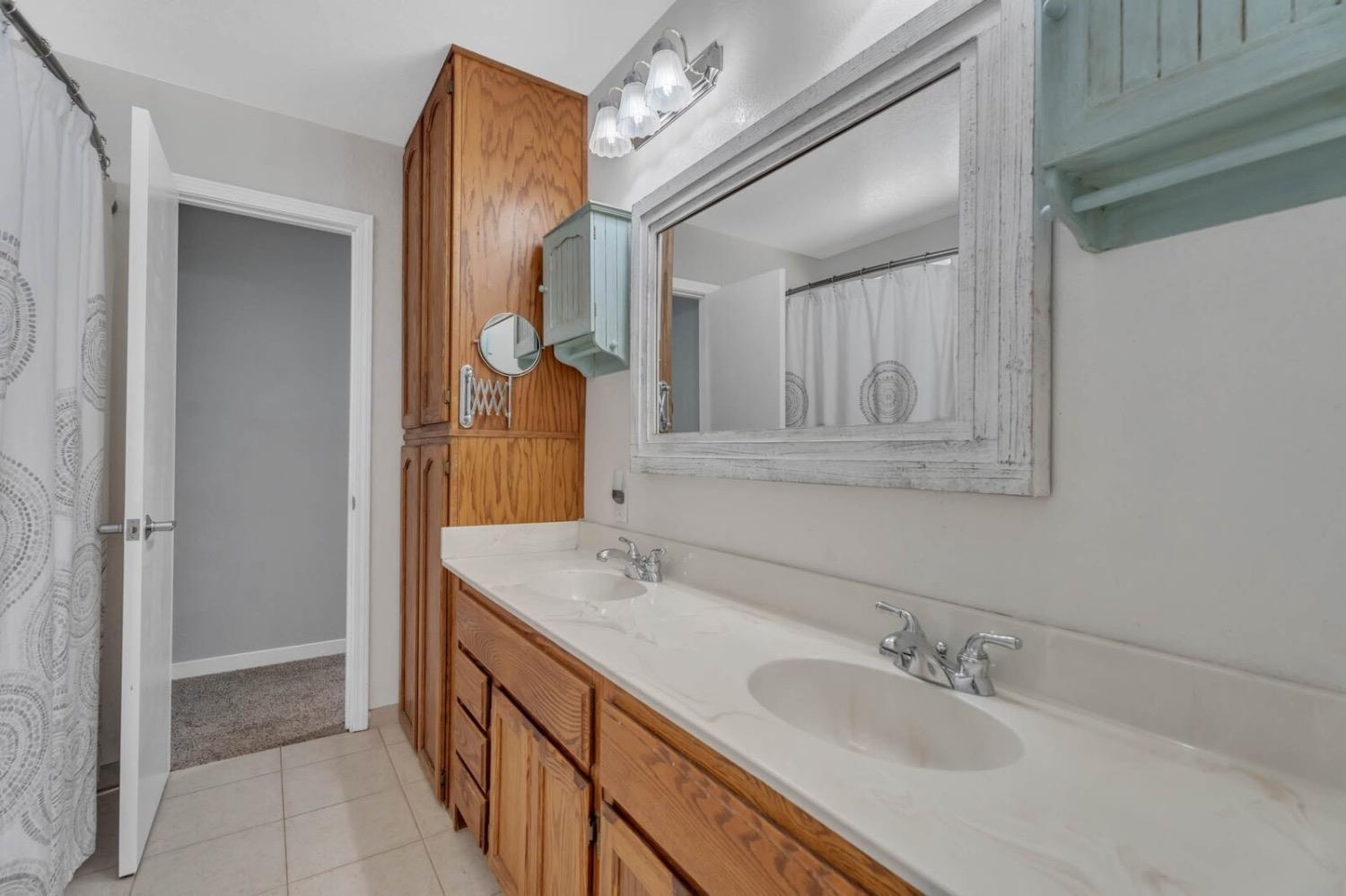 Detail Gallery Image 30 of 67 For 3020 Cannon Ct, Diamond Springs,  CA 95619 - 3 Beds | 2/1 Baths