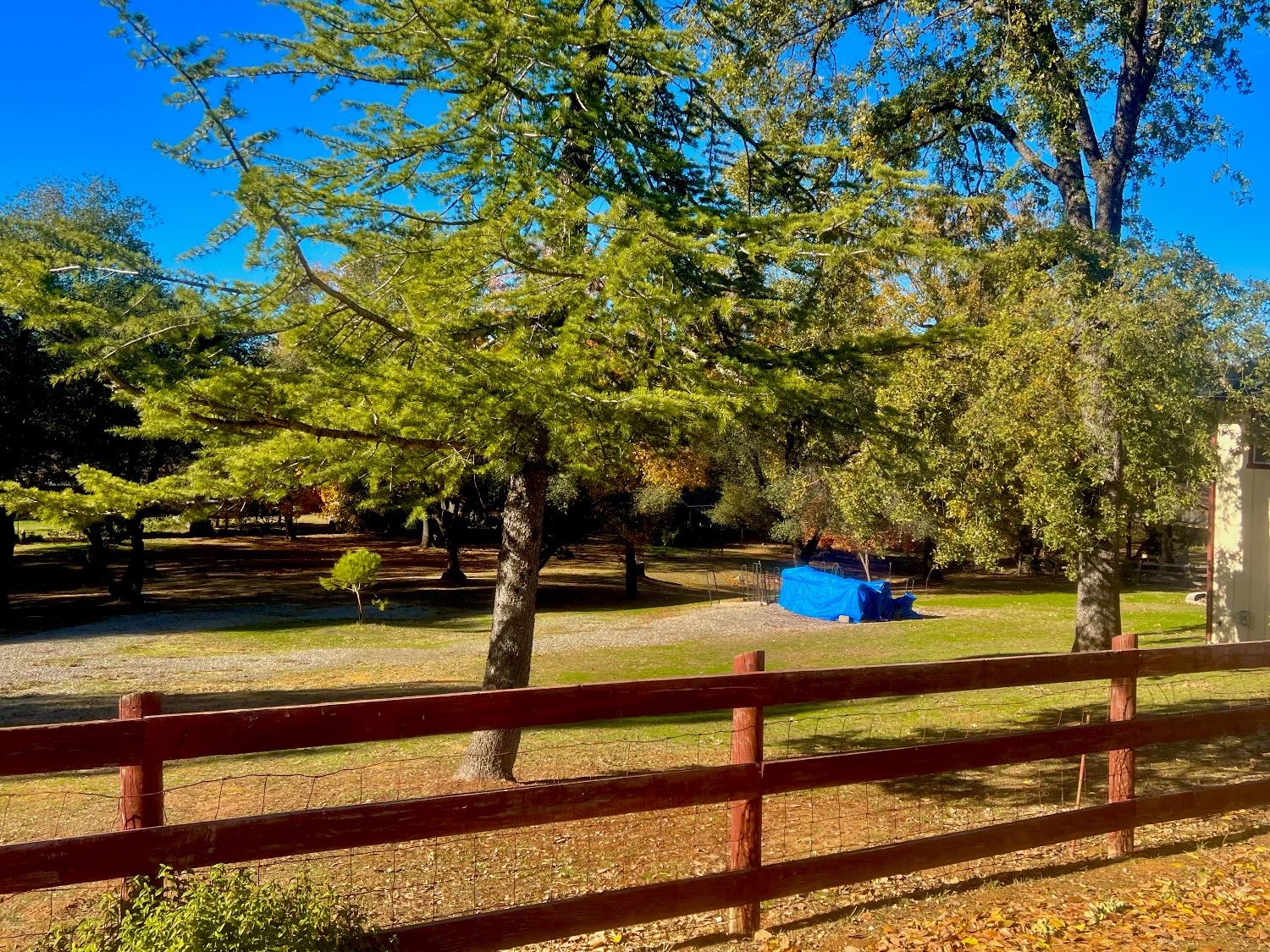 Detail Gallery Image 3 of 53 For 3720 Marinko Ct, Placerville,  CA 95667 - 4 Beds | 3 Baths