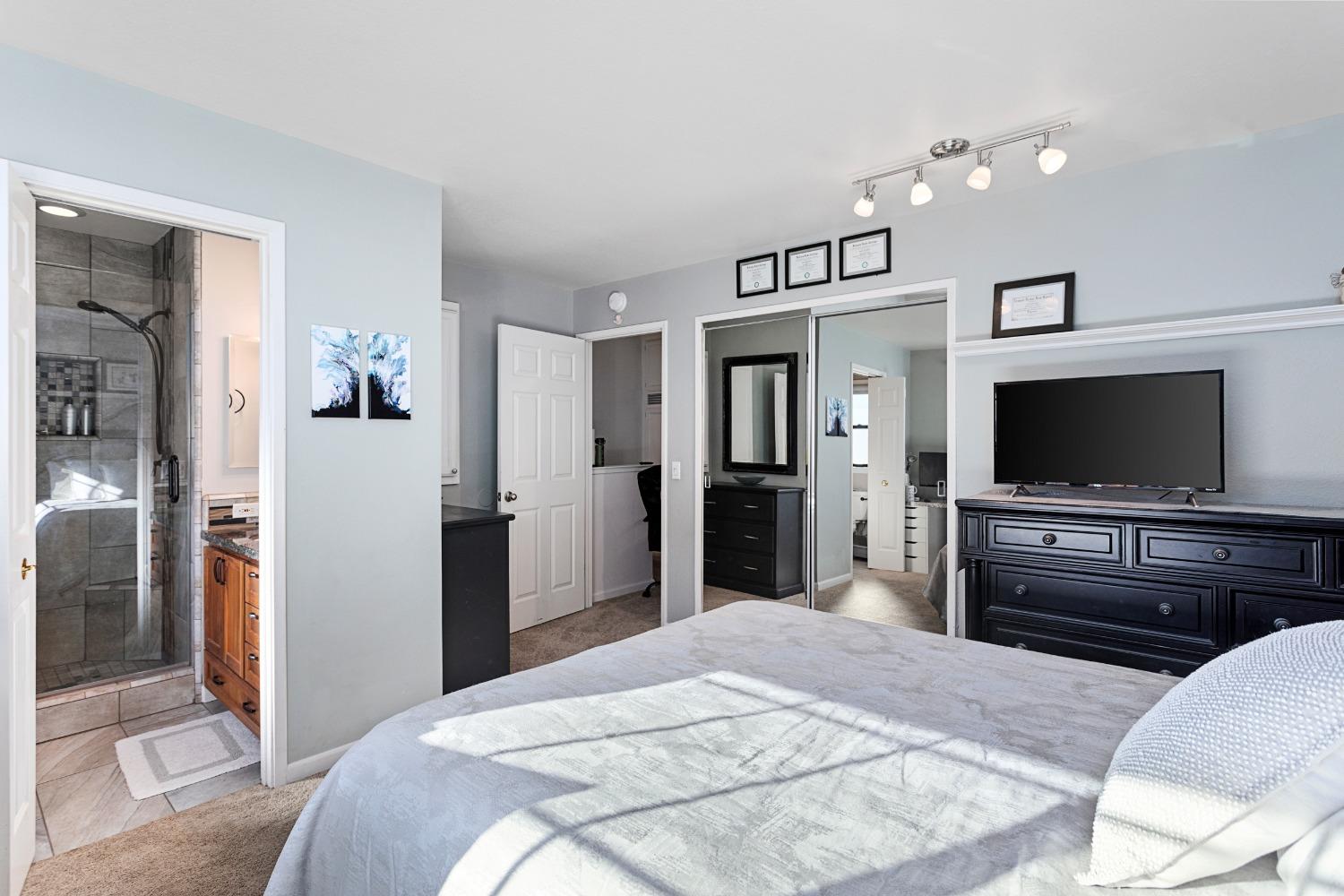 Detail Gallery Image 9 of 19 For 2497 Merrychase Dr #12,  Cameron Park,  CA 95682 - 2 Beds | 2/1 Baths