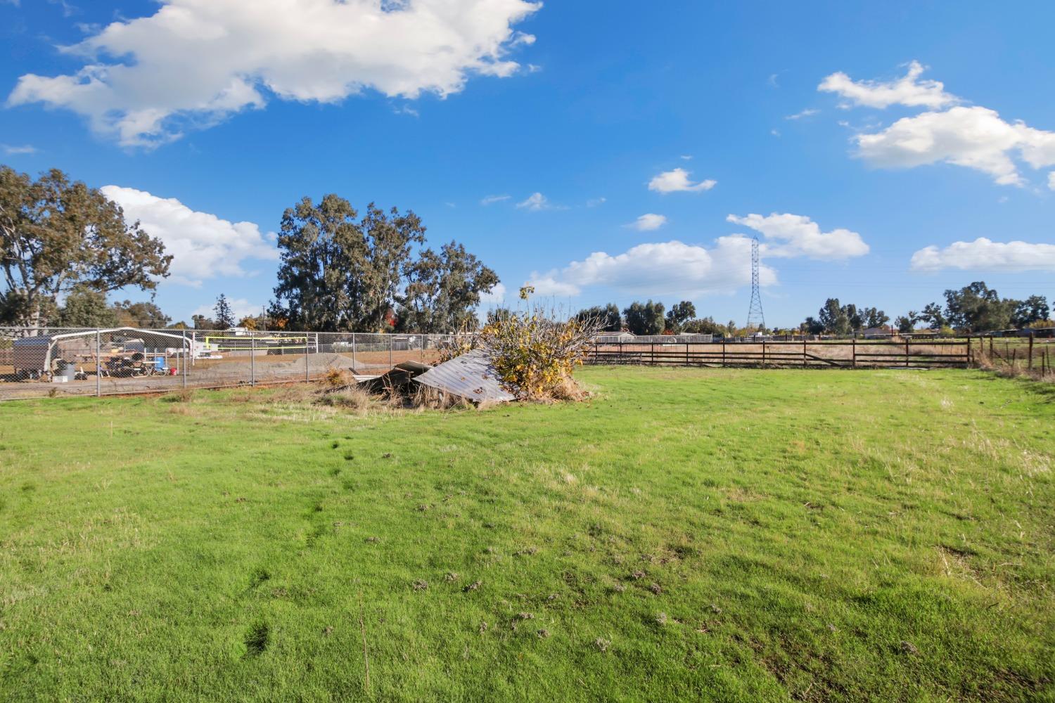 Detail Gallery Image 23 of 42 For 5710 16th St, Rio Linda,  CA 95673 - 2 Beds | 1 Baths