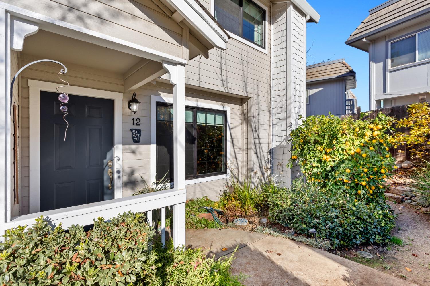 Detail Gallery Image 1 of 19 For 2497 Merrychase Dr #12,  Cameron Park,  CA 95682 - 2 Beds | 2/1 Baths